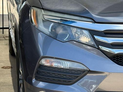 Modern Steel Metallic 2016 Honda Pilot EX-L