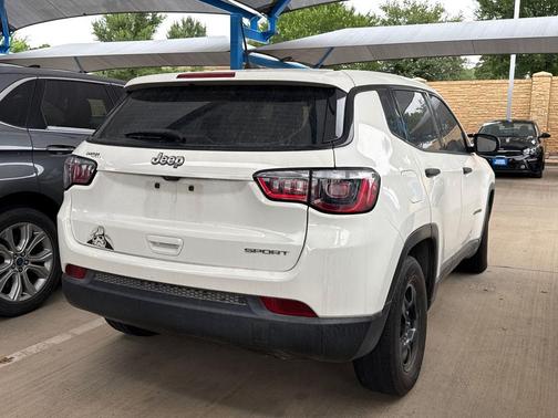 White Clearcoat 2021 Jeep Compass Sport
