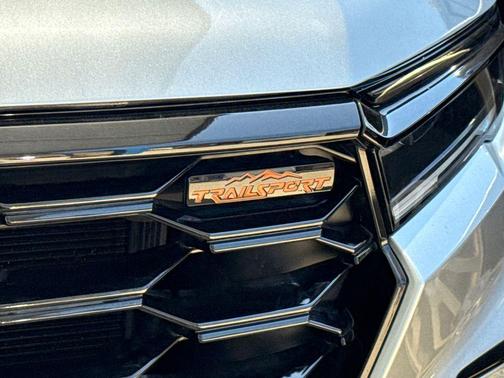 Lunar Silver Metallic 2025 Honda Pilot TrailSport