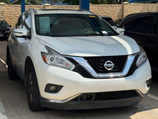 White 2017 Nissan Murano SL
