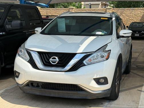 White 2017 Nissan Murano SL