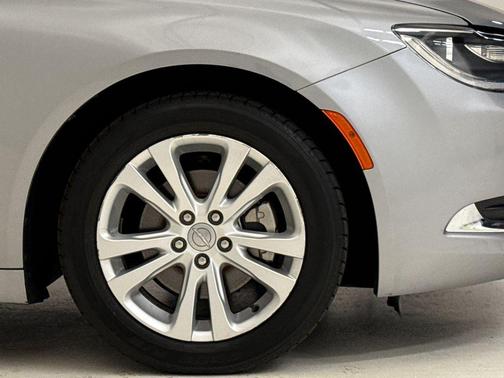 Billet Silver Metallic Clearcoat 2015 Chrysler 200 Limited