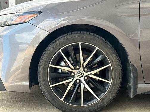 Predawn Gray Mica 2022 Toyota Camry SE