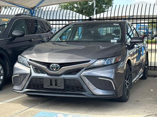 Predawn Gray Mica 2022 Toyota Camry SE