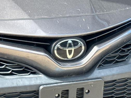 Predawn Gray Mica 2022 Toyota Camry SE