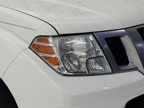 2018 Nissan Frontier Desert Runner