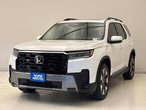 Platinum White Pearl 2026 Honda Pilot Touring