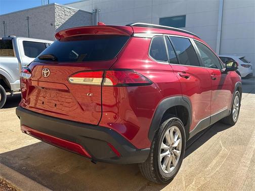2023 Toyota Corolla Cross LE