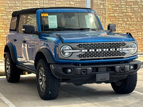 2023 Ford Bronco Badlands