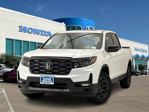 2025 Honda Ridgeline TrailSport+