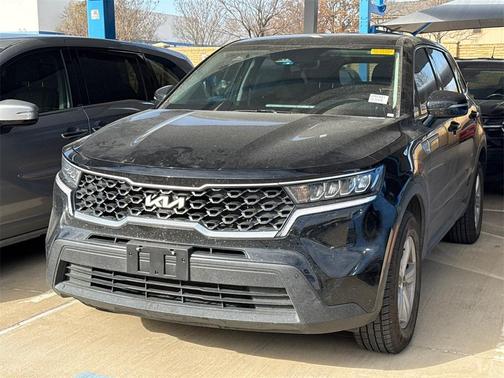 2022 Kia Sorento LX