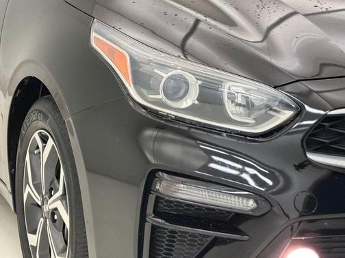 Aurora Black Pearl 2019 Kia Forte LXS