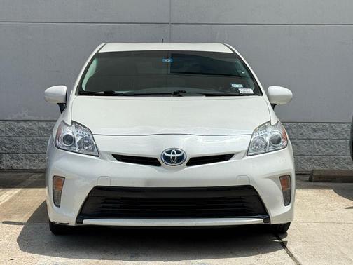 Blizzard Pearl 2015 Toyota Prius Four