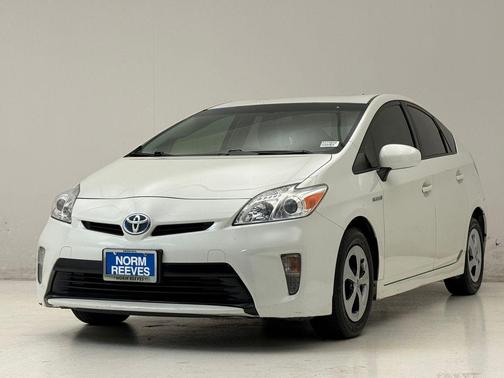 Blizzard Pearl 2015 Toyota Prius Four