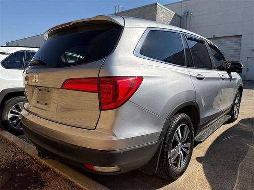2016 Honda Pilot EX-L w/ Navigation