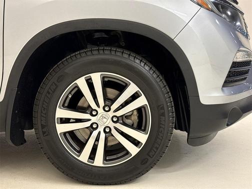 2016 Honda Pilot EX-L w/ Navigation