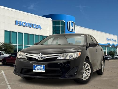 2014 Toyota Camry LE