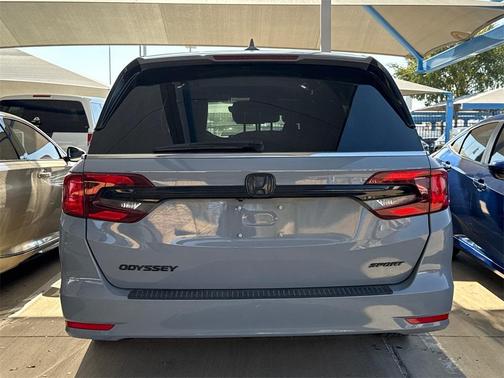 2024 Honda Odyssey Sport