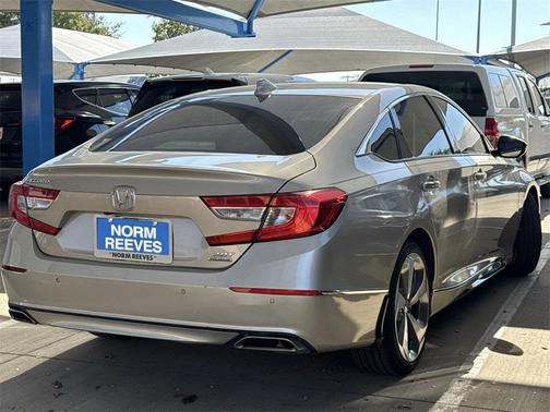 2020 Honda Accord Touring 2.0T