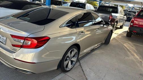 2020 Honda Accord Touring 2.0T