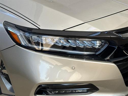 2020 Honda Accord Touring 2.0T
