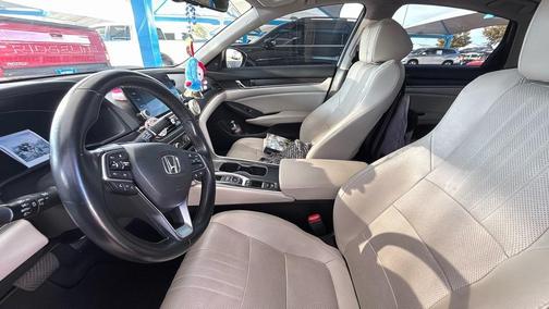 2020 Honda Accord Touring 2.0T