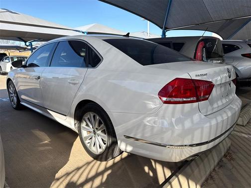 2012 Volkswagen Passat 2.5 SEL