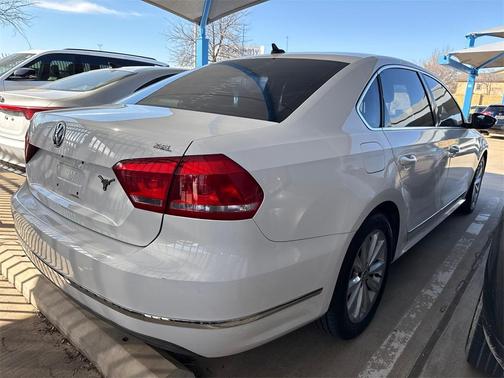 2012 Volkswagen Passat 2.5 SEL