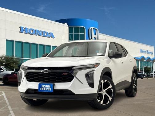 Summit White 2025 Chevrolet Trax 1RS