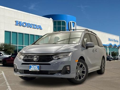 Sonic Gray Pearl 2026 Honda Odyssey Touring