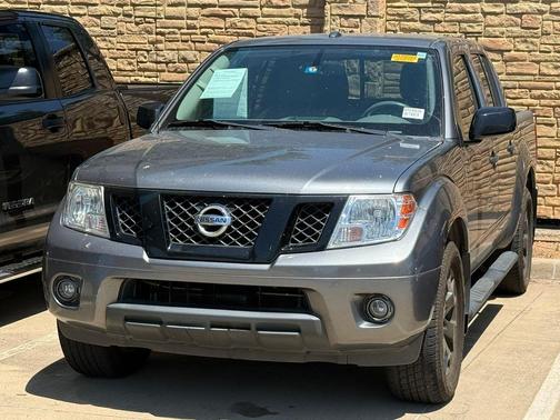 Gun Metallic 2018 Nissan Frontier SV