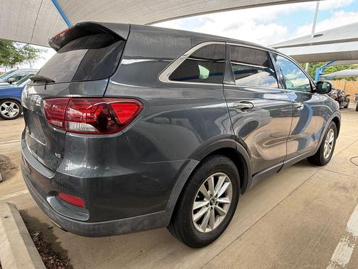 Gravity Gray 2020 Kia Sorento LX