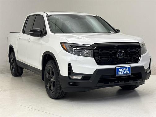2025 Honda Ridgeline Black Edition