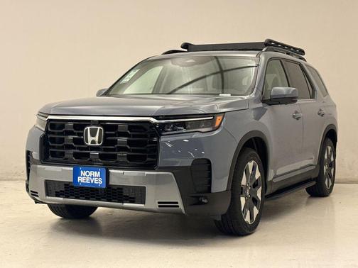 Sonic Gray Pearl 2026 Honda Pilot Elite
