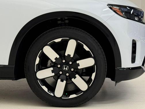 Pearl 2026 Honda Prologue Elite