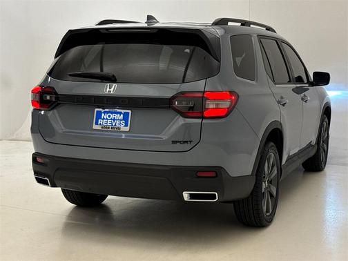 2025 Honda Pilot Sport