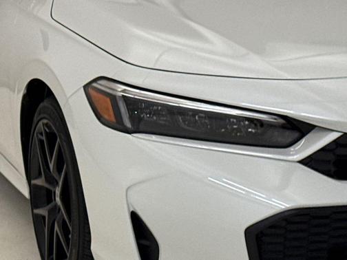 Platinum White Pearl 2026 Honda Civic Hybrid Sport