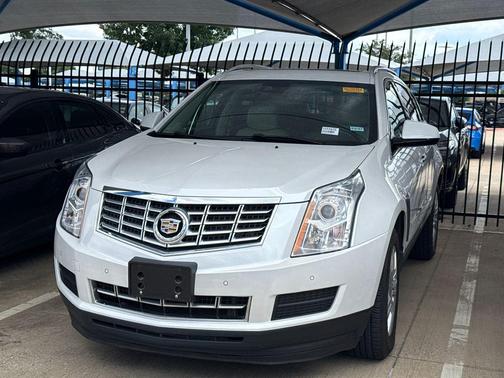 Platinum Ice Tri-Coat 2016 Cadillac SRX Luxury Collection