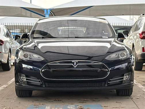 2014 Tesla Model S 