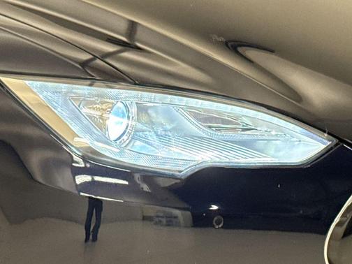 2014 Tesla Model S 