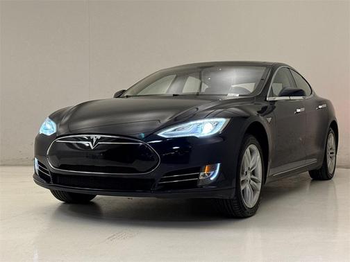 2014 Tesla Model S 