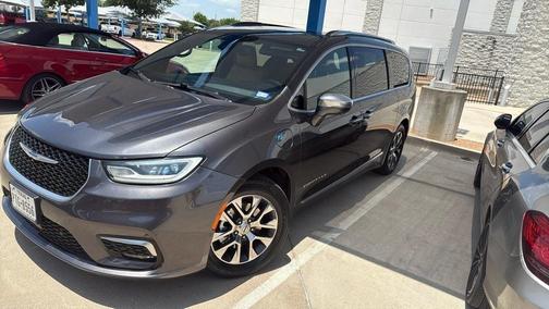 2021 Chrysler Pacifica Hybrid Pinnacle