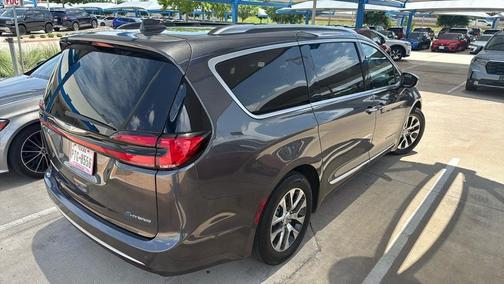 2021 Chrysler Pacifica Hybrid Pinnacle