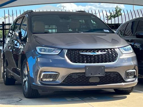 2021 Chrysler Pacifica Hybrid Pinnacle