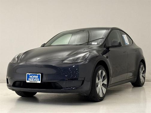 2024 Tesla Model Y Long Range