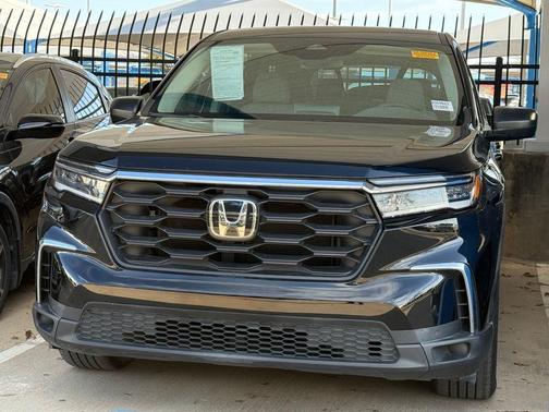 2023 Honda Pilot LX