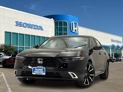 Crystal Black Pearl 2026 Honda Accord Hybrid Touring