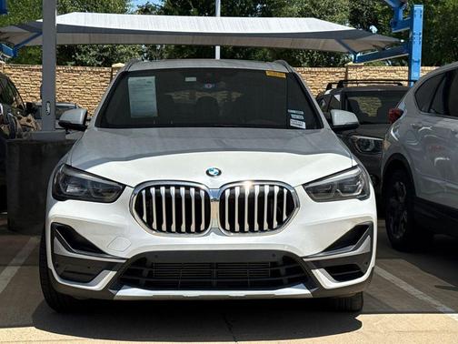 Mineral White Metallic 2021 BMW X1 sDrive28i