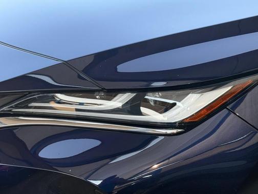 2023 Toyota Venza XLE