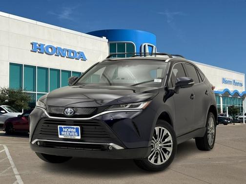 2023 Toyota Venza XLE